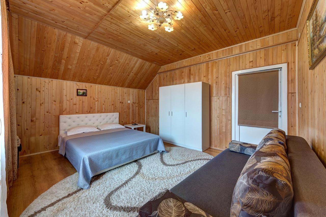 Guest House Velet Bukovel Exterior photo